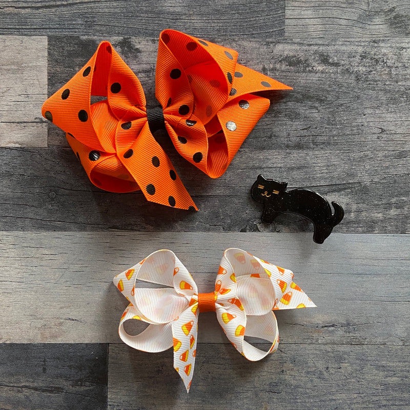 Small Candy Corn Print Bow